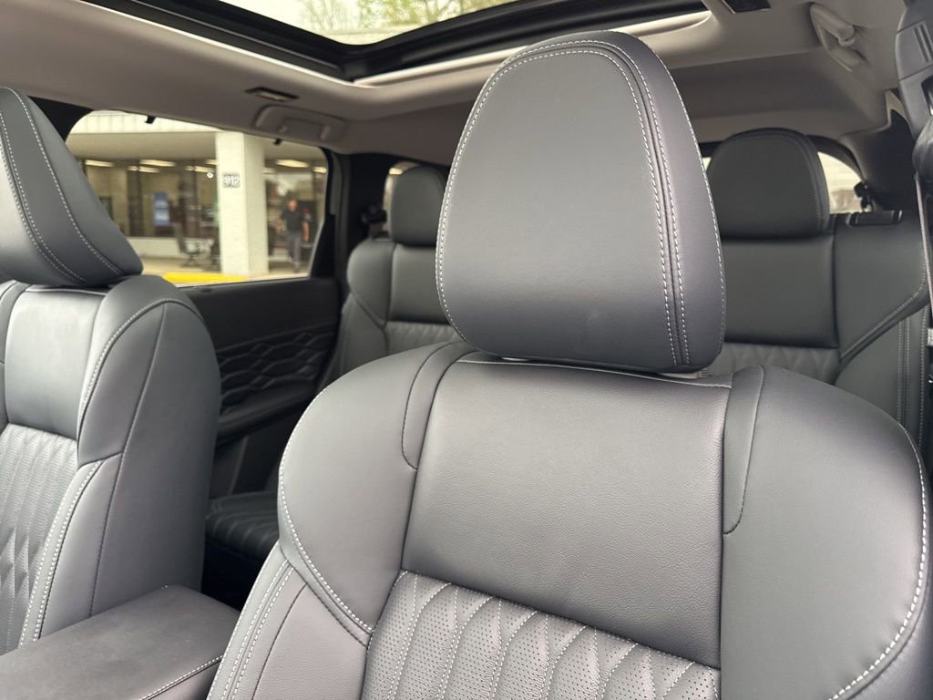 New 2026 Mitsubishi Outlander SEL FWD image 21