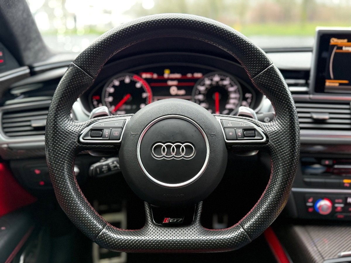 Used 2016 Audi RS 7 Prestige image 29