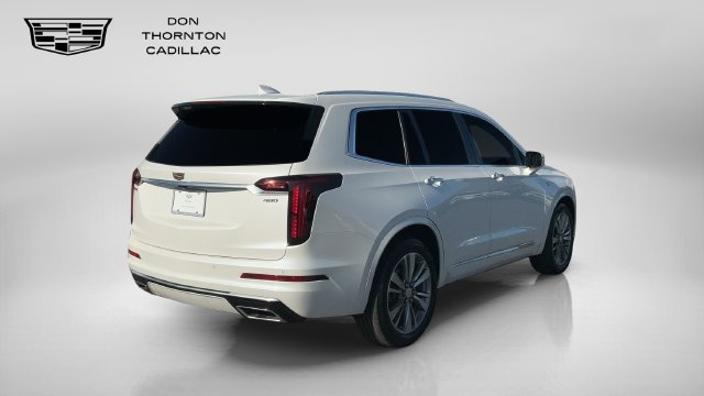 Used 2022 Cadillac XT6 Premium Luxury w/ Technology Package FWD image 5