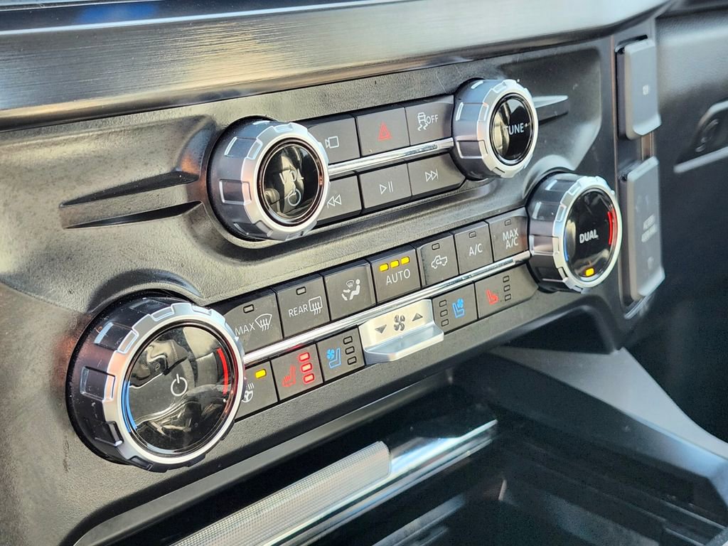 Used 2025 Ford F450 Lariat image 20