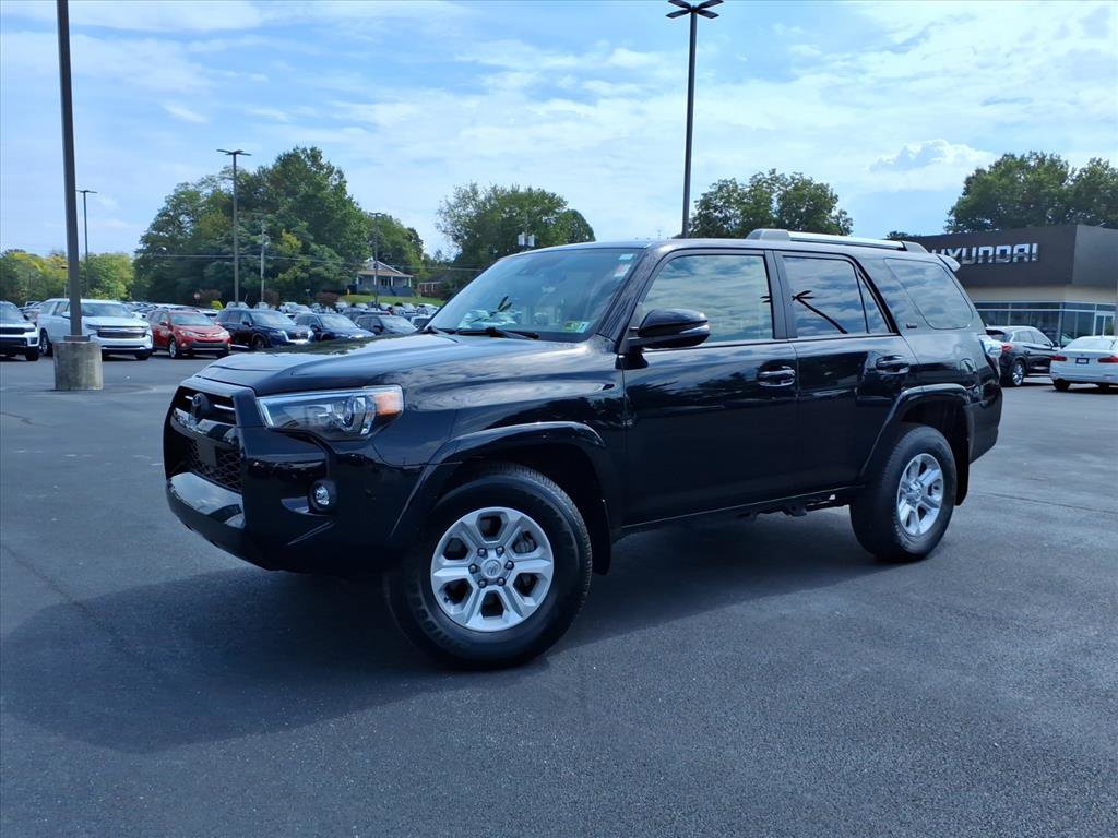 Used 2023 Toyota 4Runner SR5 Premium image 2