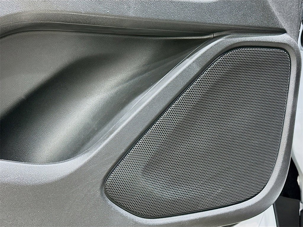 Used 2023 GMC Terrain SLE w/ Driver Convenience Package image 19