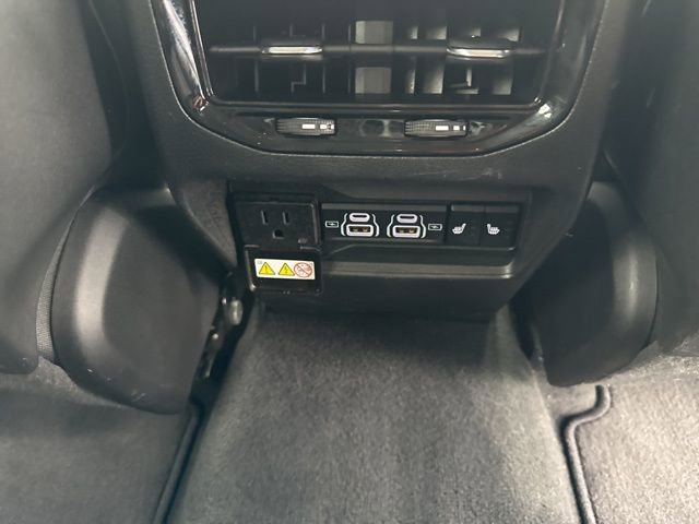 Used 2023 Jeep Grand Cherokee 30th Anniversary image 19