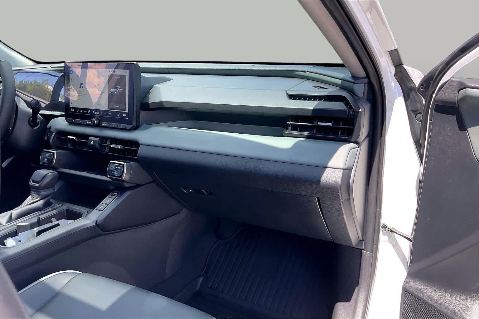 Used 2026 Toyota RAV4 AWD image 18