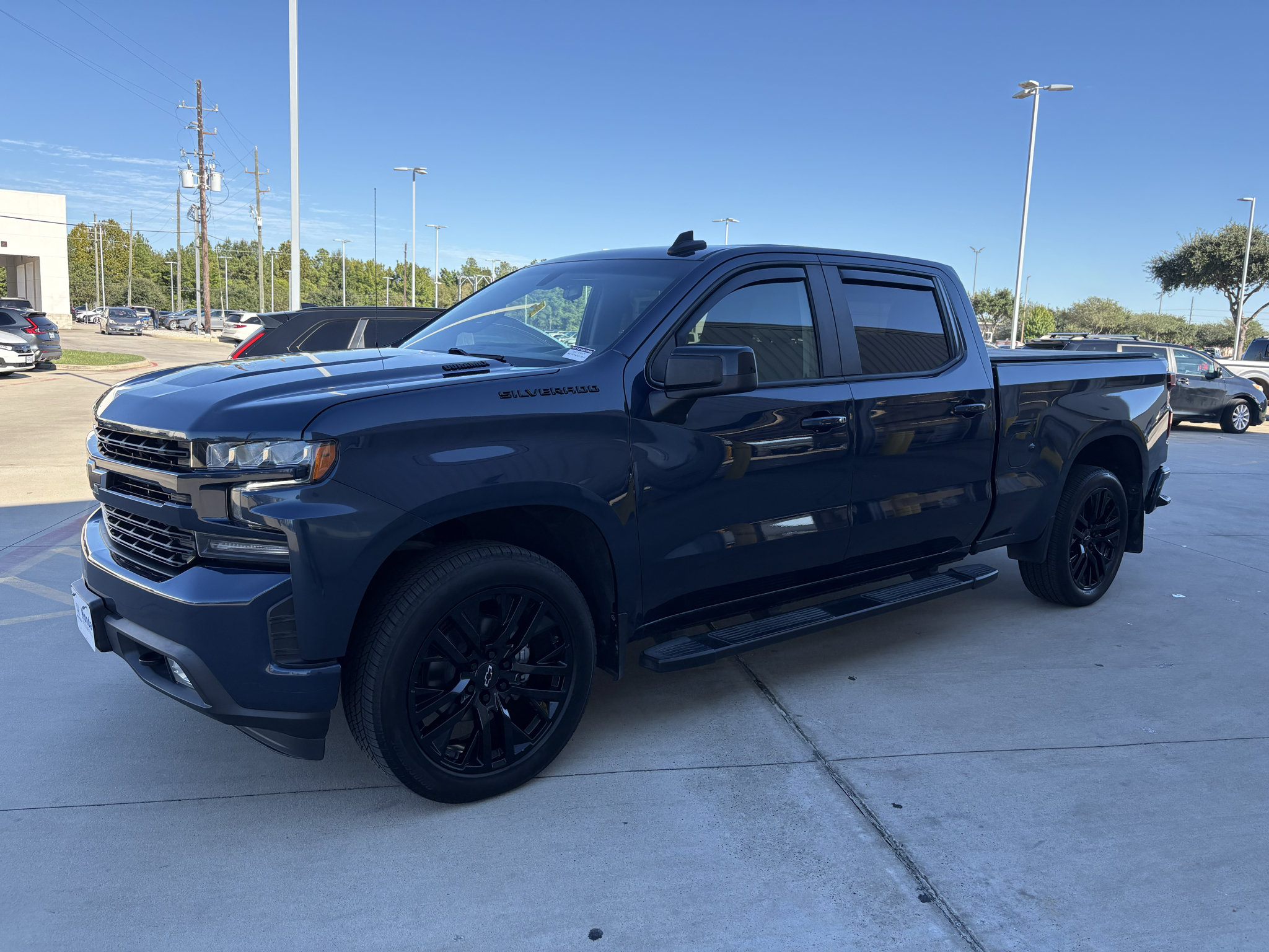 Used 2021 Chevrolet Silverado 1500 RST w/ Bed Protection Package AWD/4WD image 4