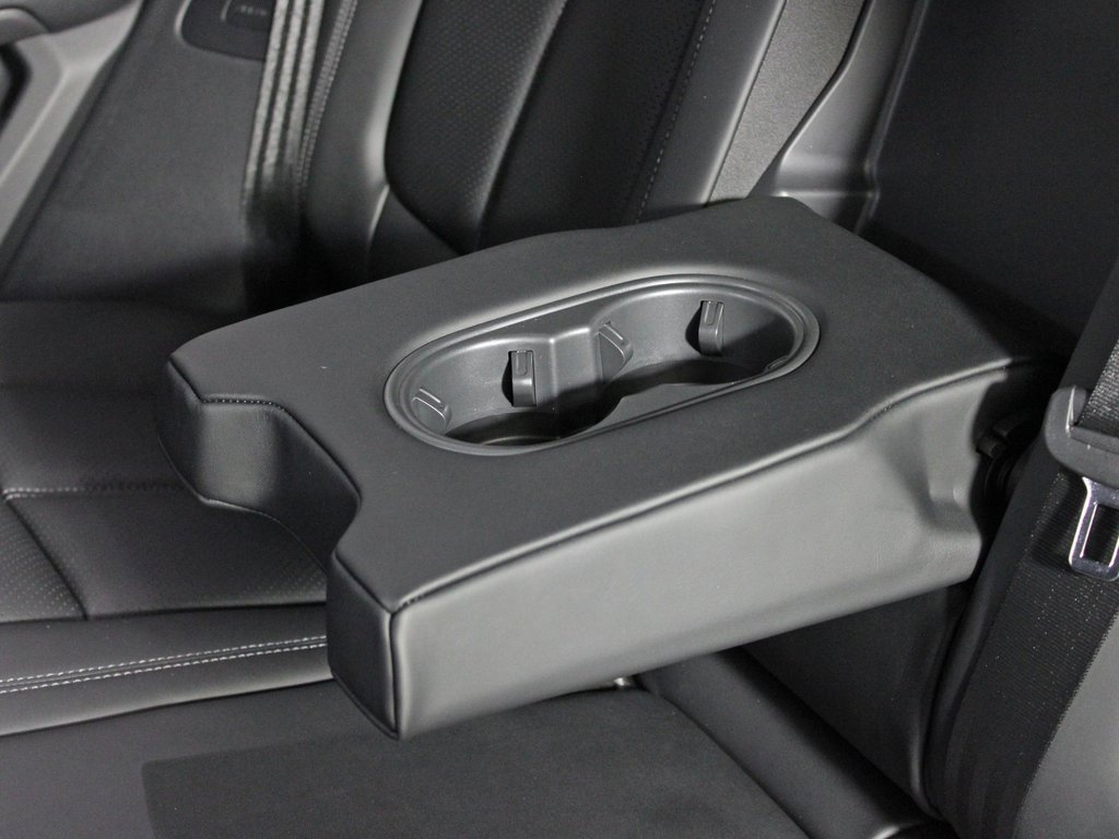 Used 2026 Porsche Macan image 34