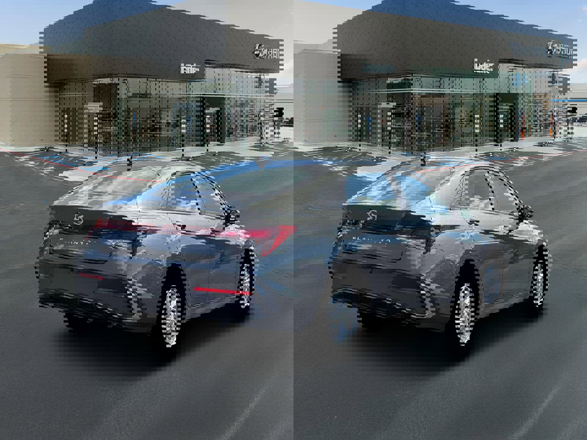 New 2026 Hyundai Elantra SE w/ Cargo Package image 7