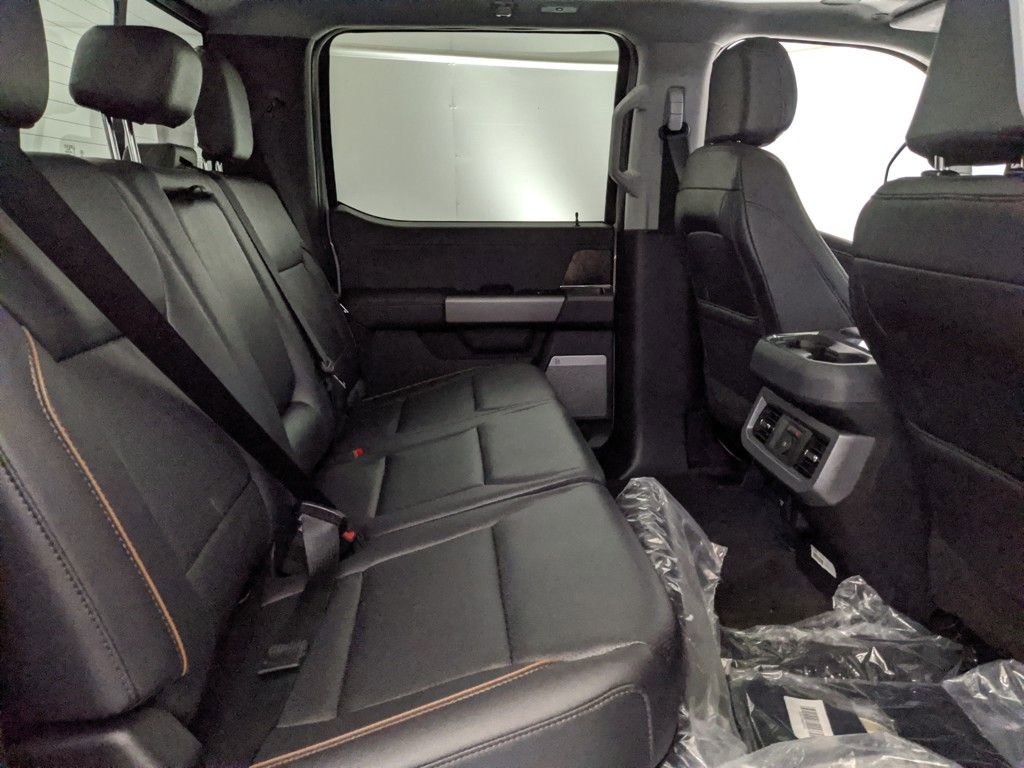 New 2025 Ford F250 Lariat w/ Lariat Ultimate Package image 25
