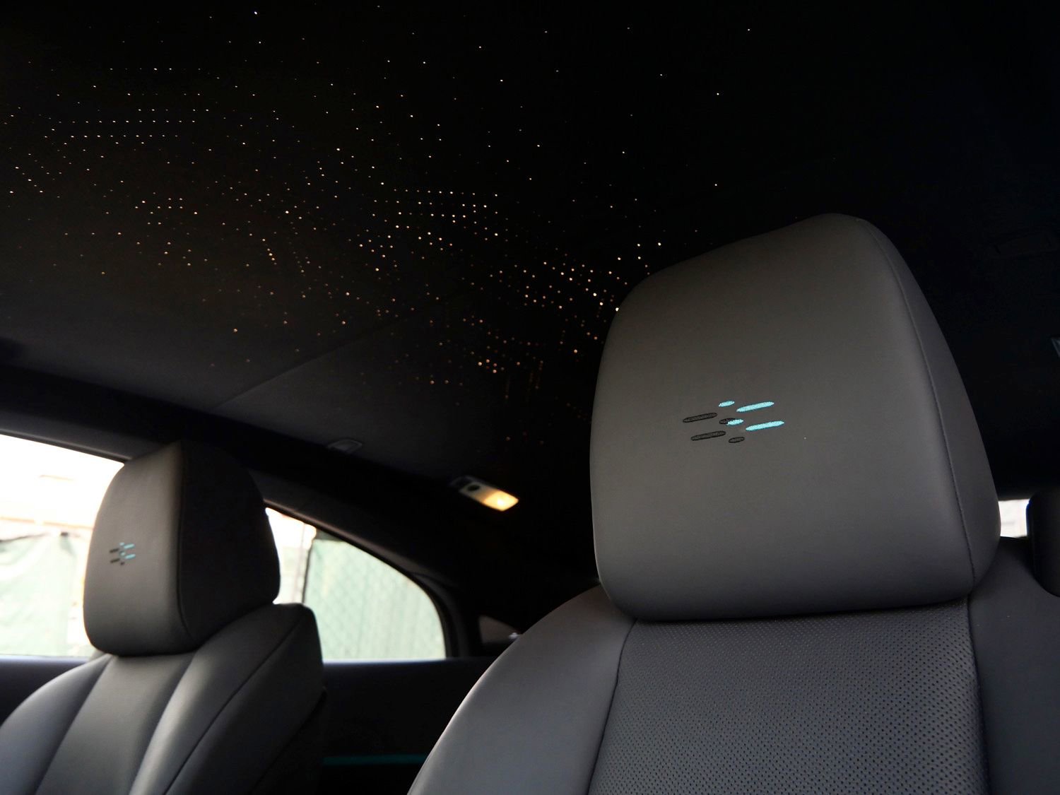 Certified 2021 Rolls-Royce Wraith RWD image 10