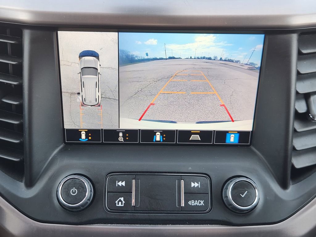 Used 2023 GMC Acadia AT4 w/ Technology Package image 18