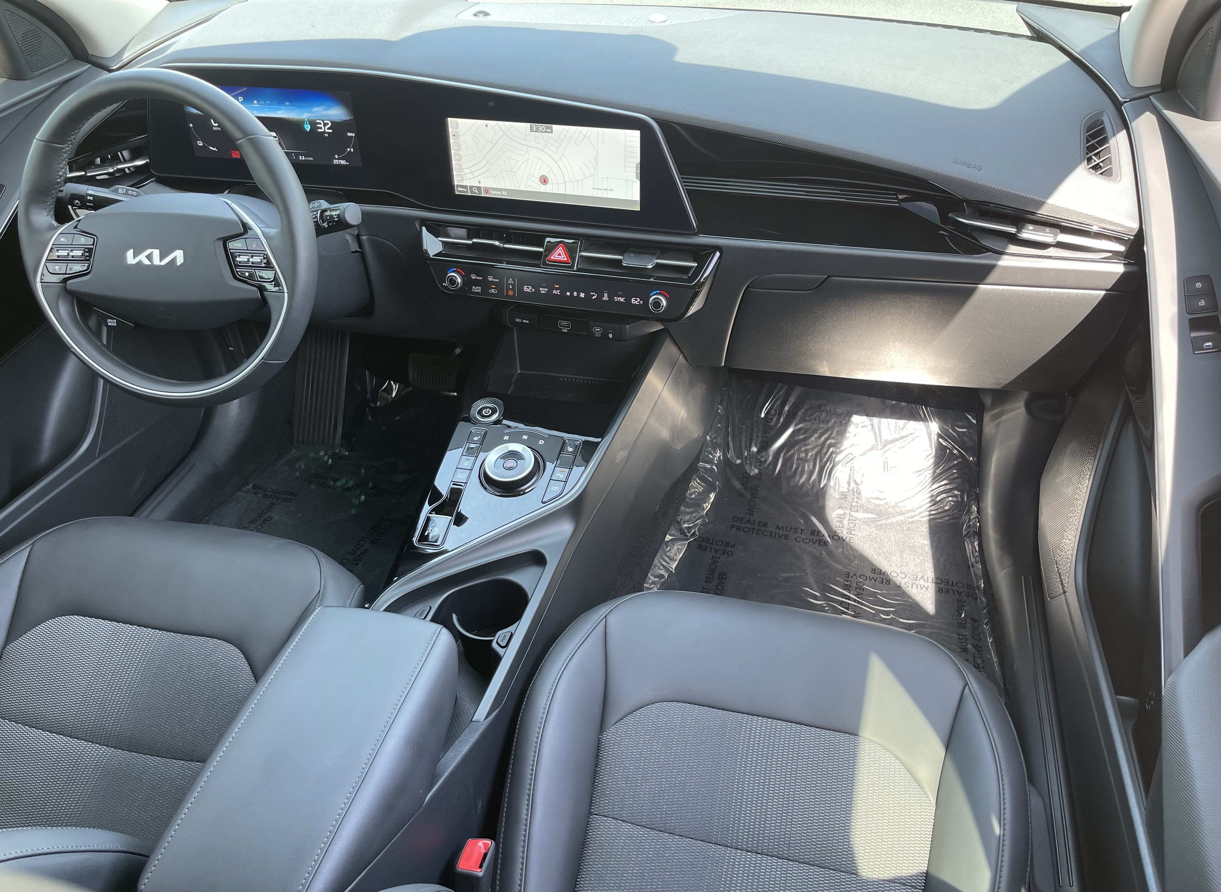 Certified 2023 Kia Niro Wind w/ Wind Preserve Package FWD image 12