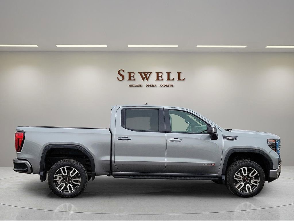 Used 2024 GMC Sierra 1500 AT4 w/ Technology Package AWD/4WD image 6