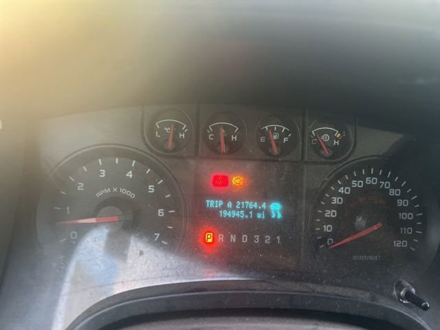 Used 2010 Ford F150 XL RWD image 4