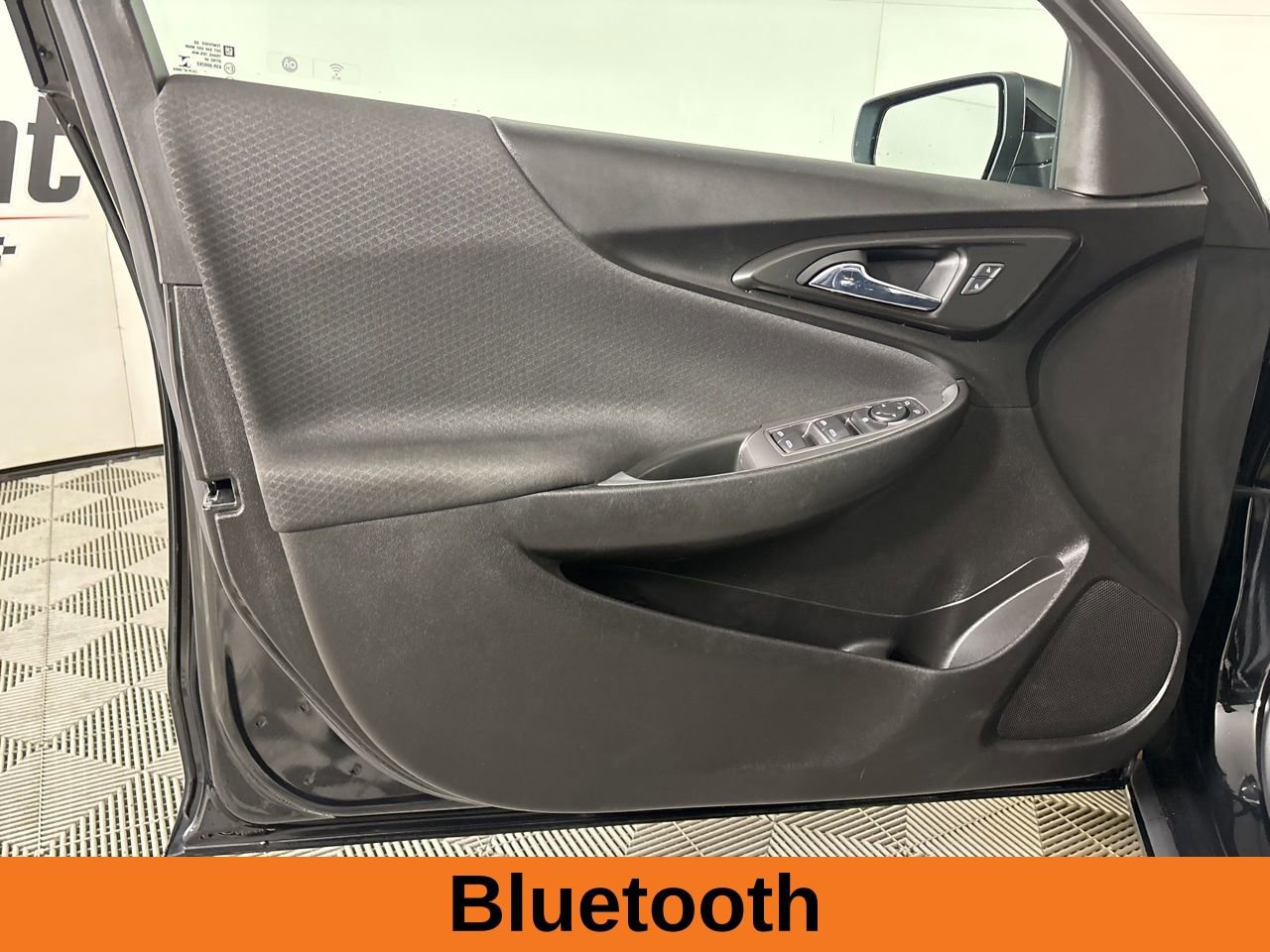 Used 2024 Chevrolet Malibu LT image 9