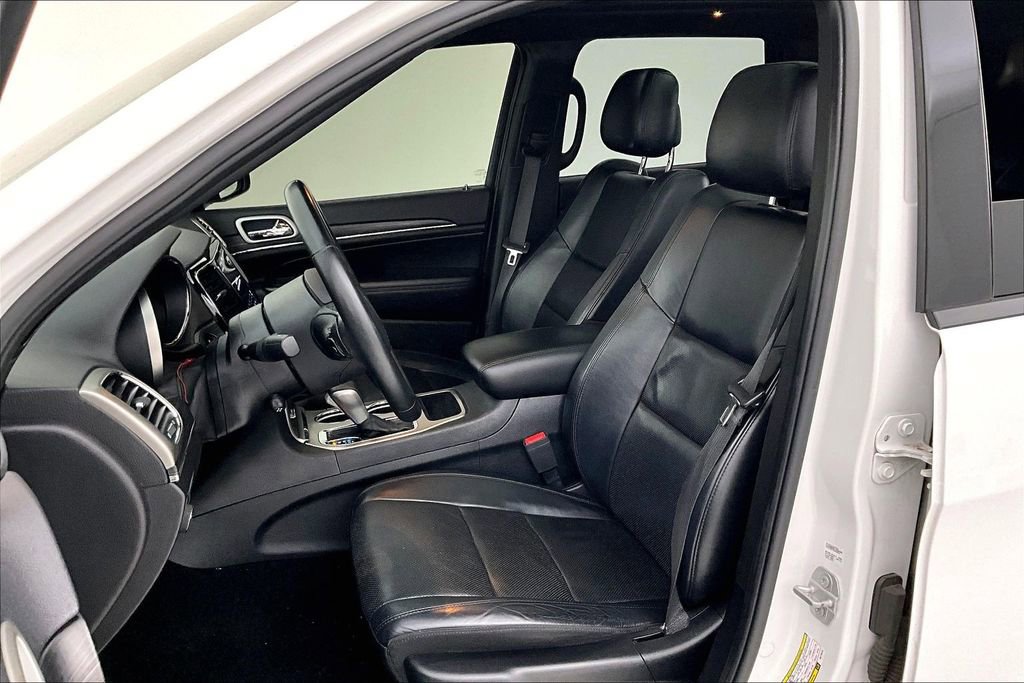 Used 2019 Jeep Grand Cherokee Limited w/ Luxury Group II image 30