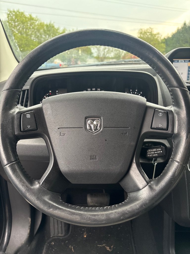 Used 2009 Dodge Journey R/T w/ Entertainment Group #2 AWD/4WD image 18
