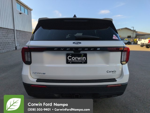 New 2027 Ford Explorer Active AWD/4WD image 4