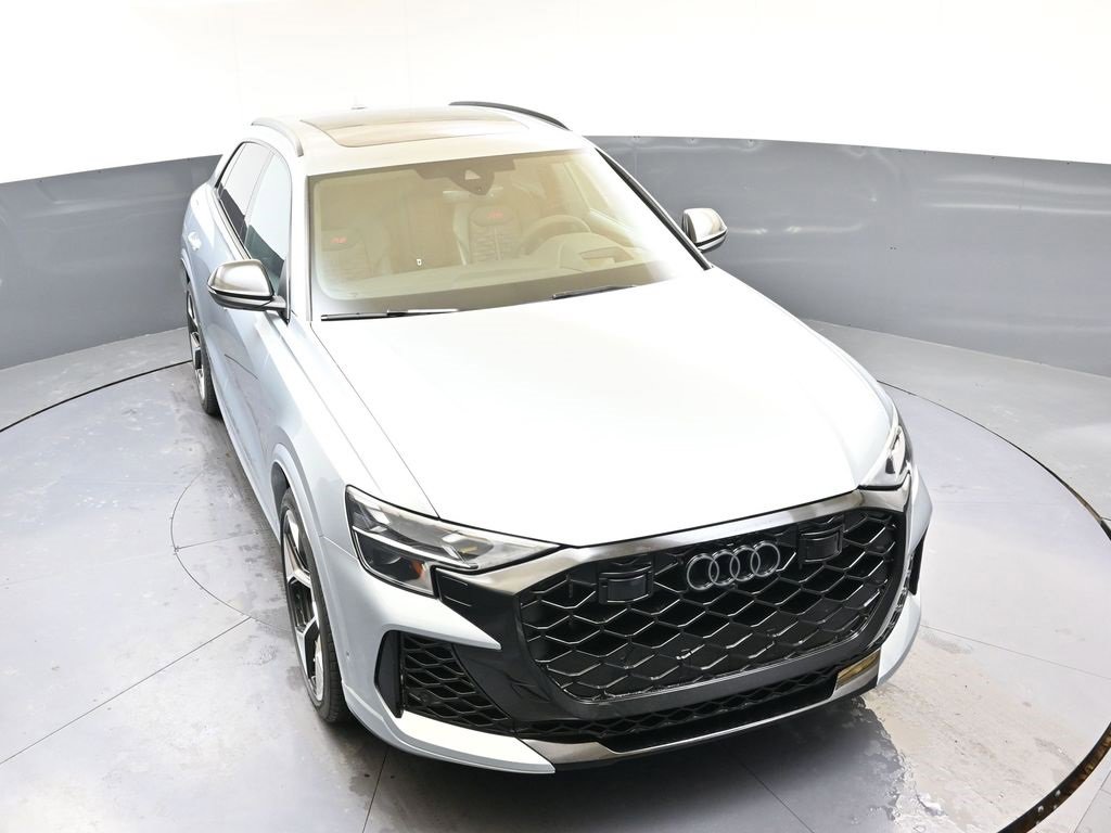 Used 2025 Audi RS Q8 performance w/ RS Design Package - Red image 50