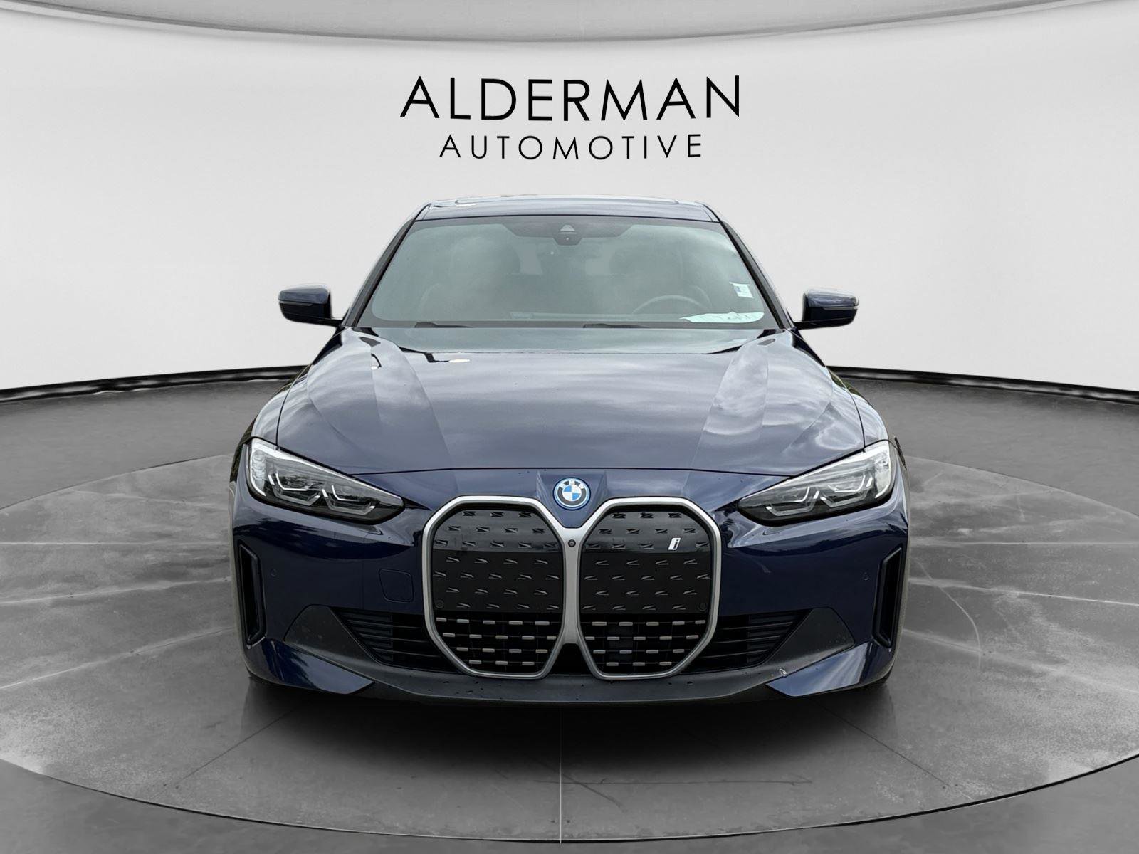 Used 2023 BMW i4 eDrive35 w/ Premium Package RWD image 8