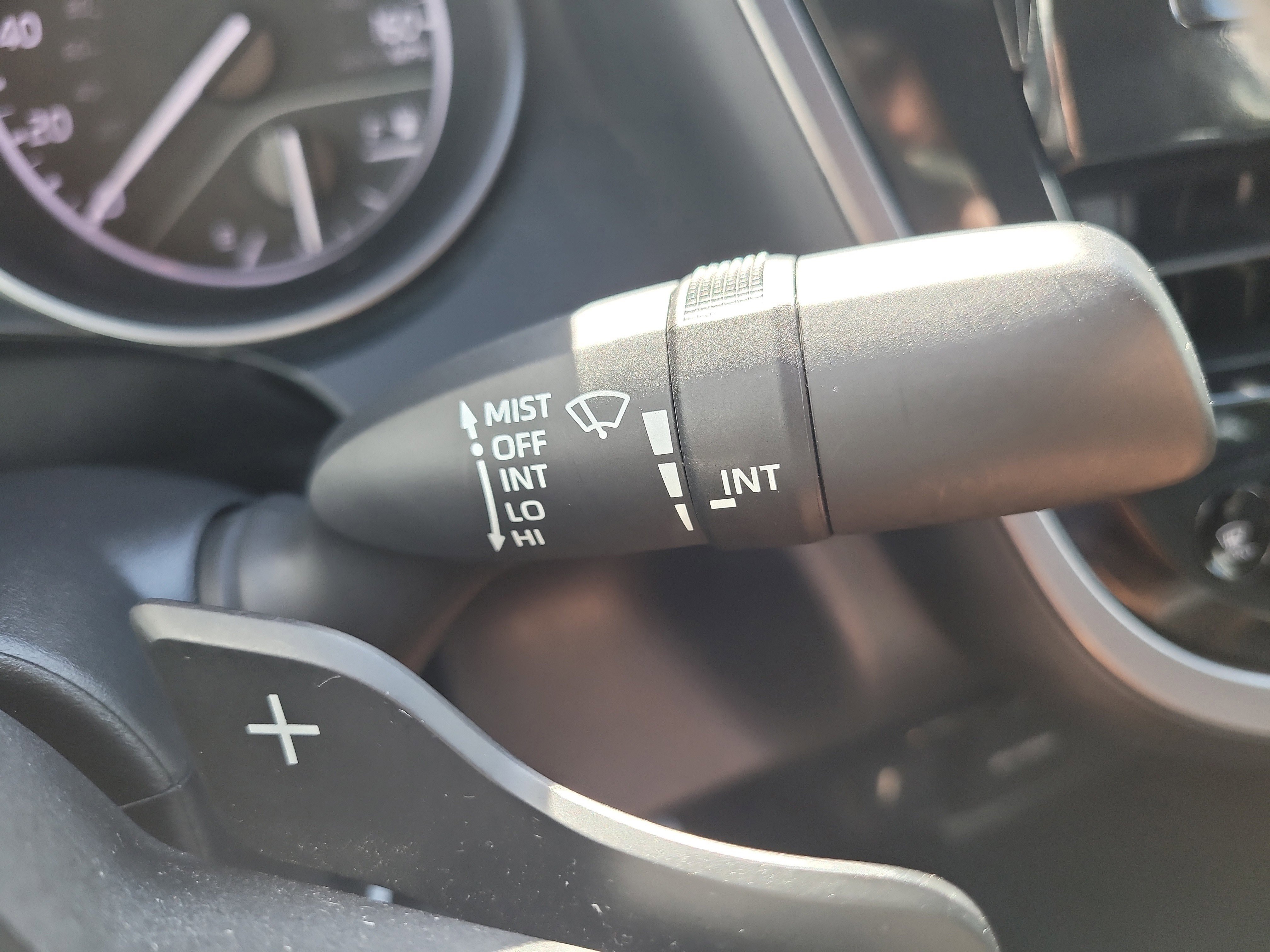 Used 2024 Toyota Camry SE image 29