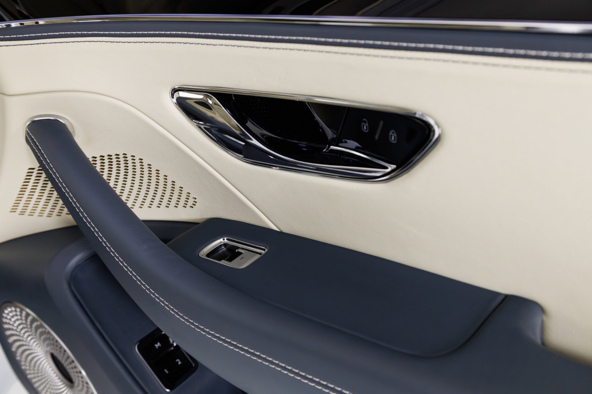 Used 2020 Bentley Flying Spur W12 AWD/4WD image 44