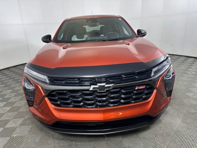 Used 2024 Chevrolet Trax RS w/ Driver Confidence Package image 8