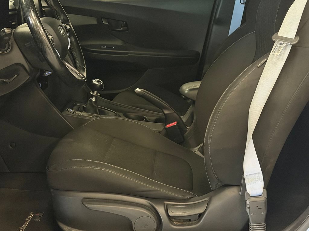 Used 2019 Hyundai Veloster N N w/ Performance Package FWD image 12