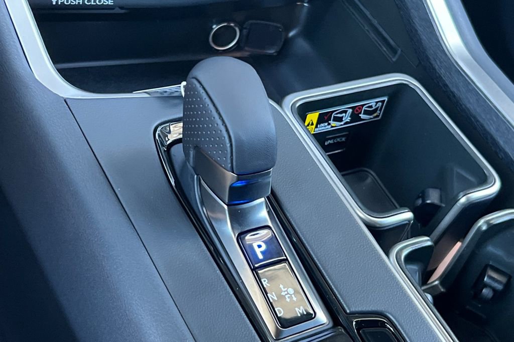 New 2026 Lexus TX 500h AWD image 21