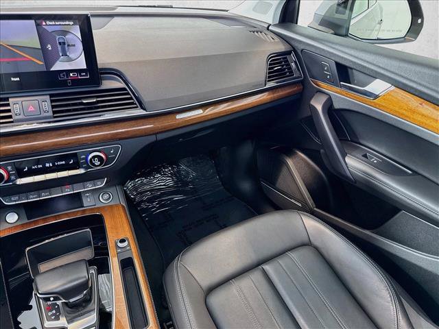 Used 2023 Audi Q5 2.0T Premium Plus w/ Premium Plus Package AWD/4WD image 23
