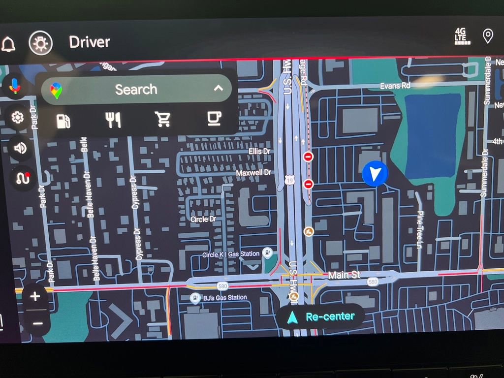 Used 2025 GMC Canyon Denali image 21