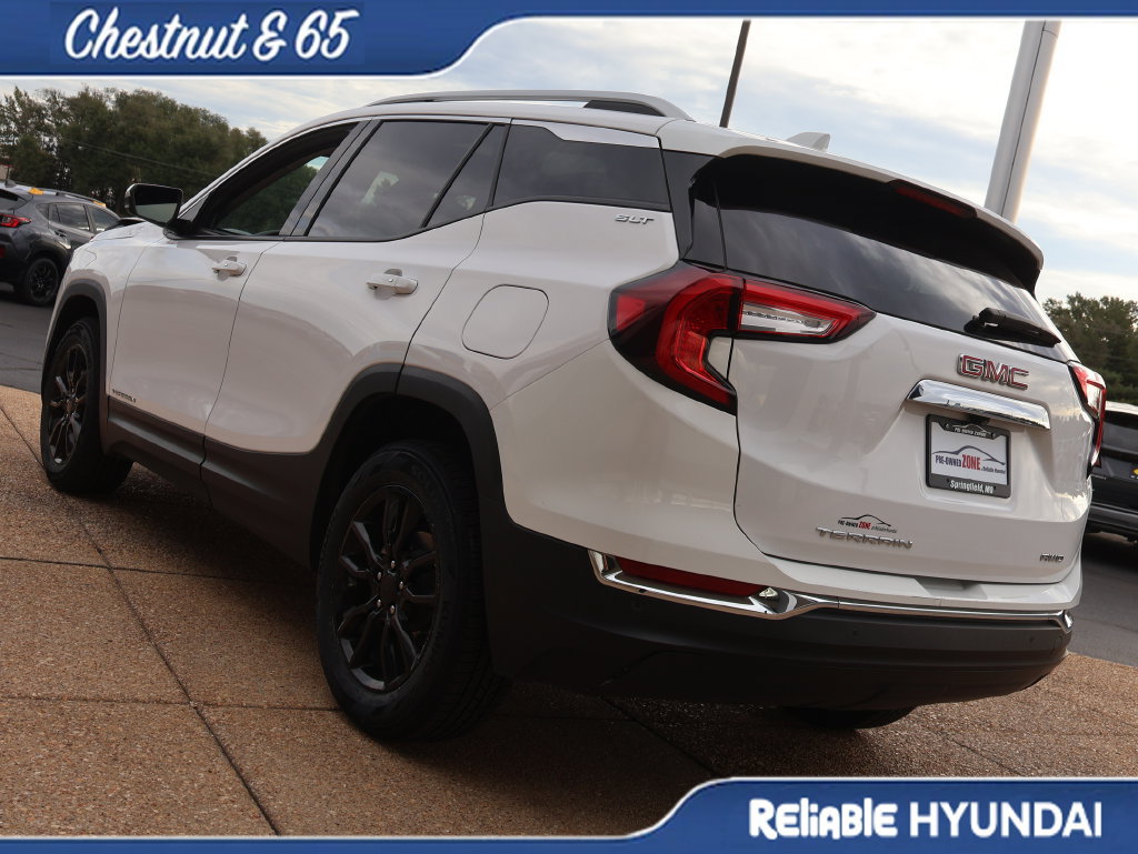 Used 2022 GMC Terrain SLT AWD/4WD image 4