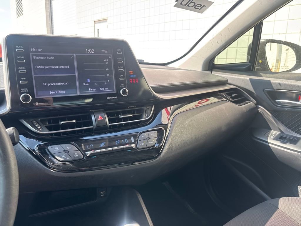 Used 2020 Toyota C-HR LE image 13