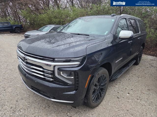 Used 2025 Chevrolet Suburban Premier image 1