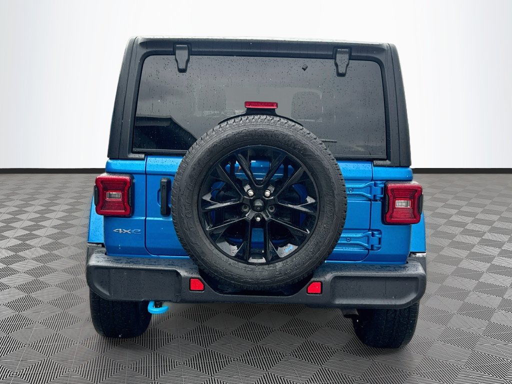 Certified 2023 Jeep Wrangler Unlimited Sahara w/ Cold Weather Group AWD/4WD image 7