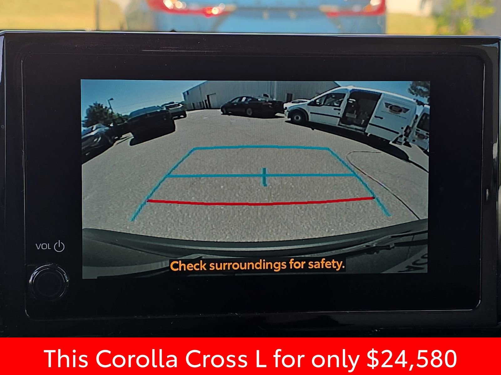 Used 2023 Toyota Corolla Cross L FWD image 27