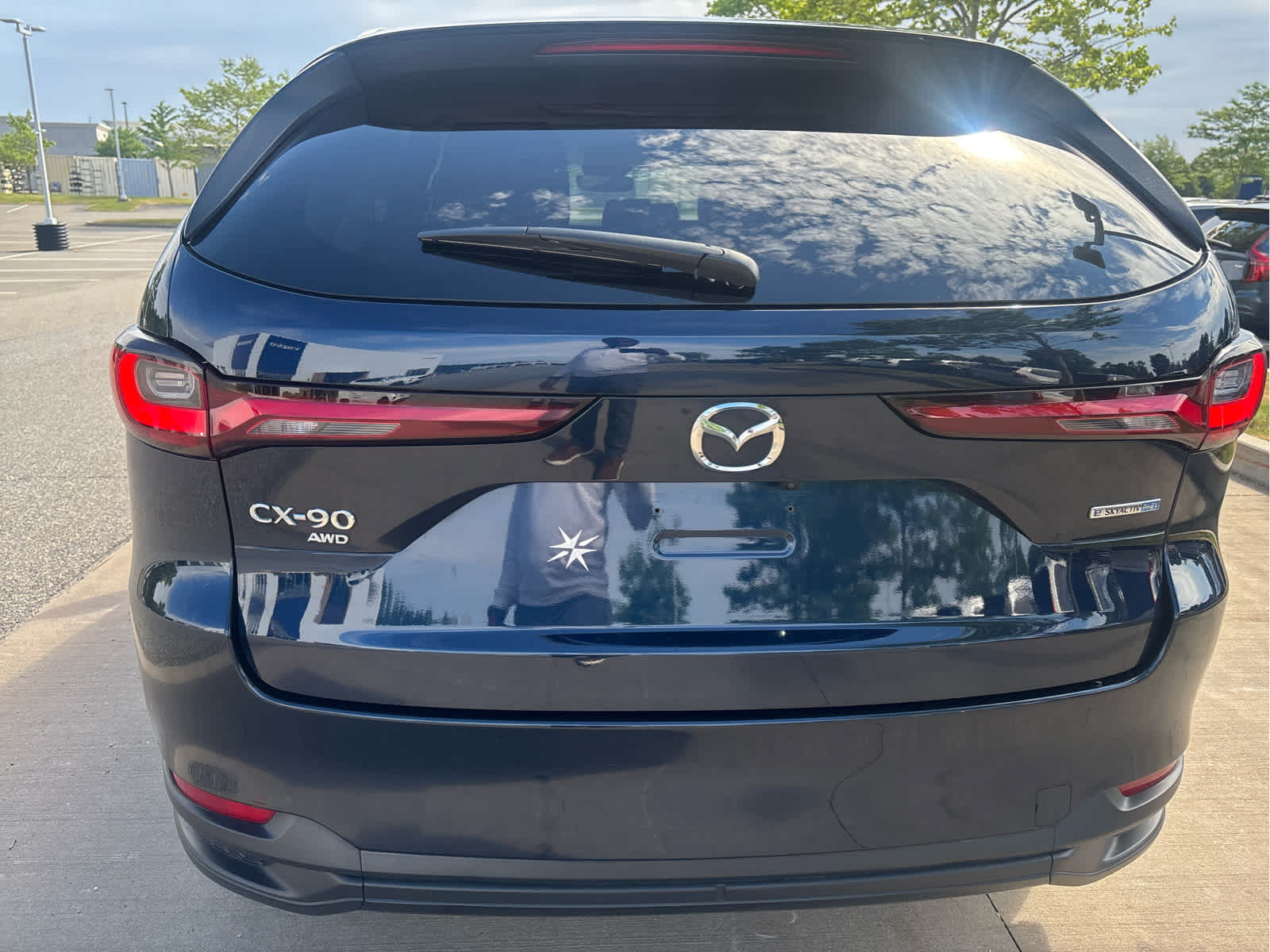 Used 2024 MAZDA CX-90 Plug-In Hybrid w/ Preferred AWD/4WD image 6