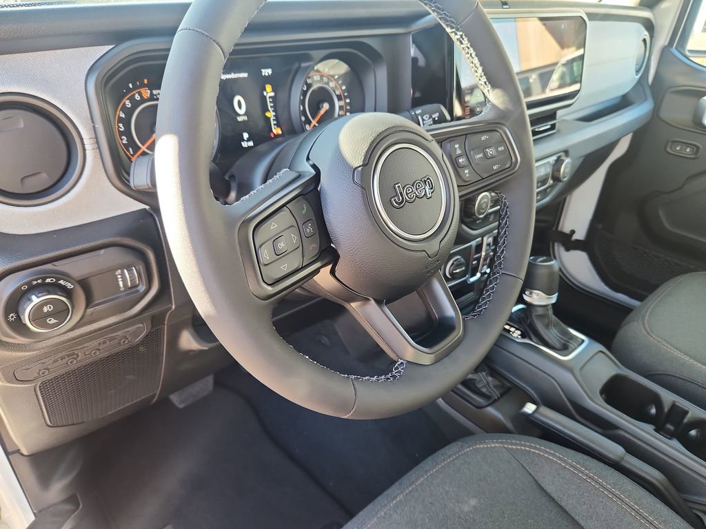 New 2026 Jeep Gladiator Sport AWD/4WD image 11