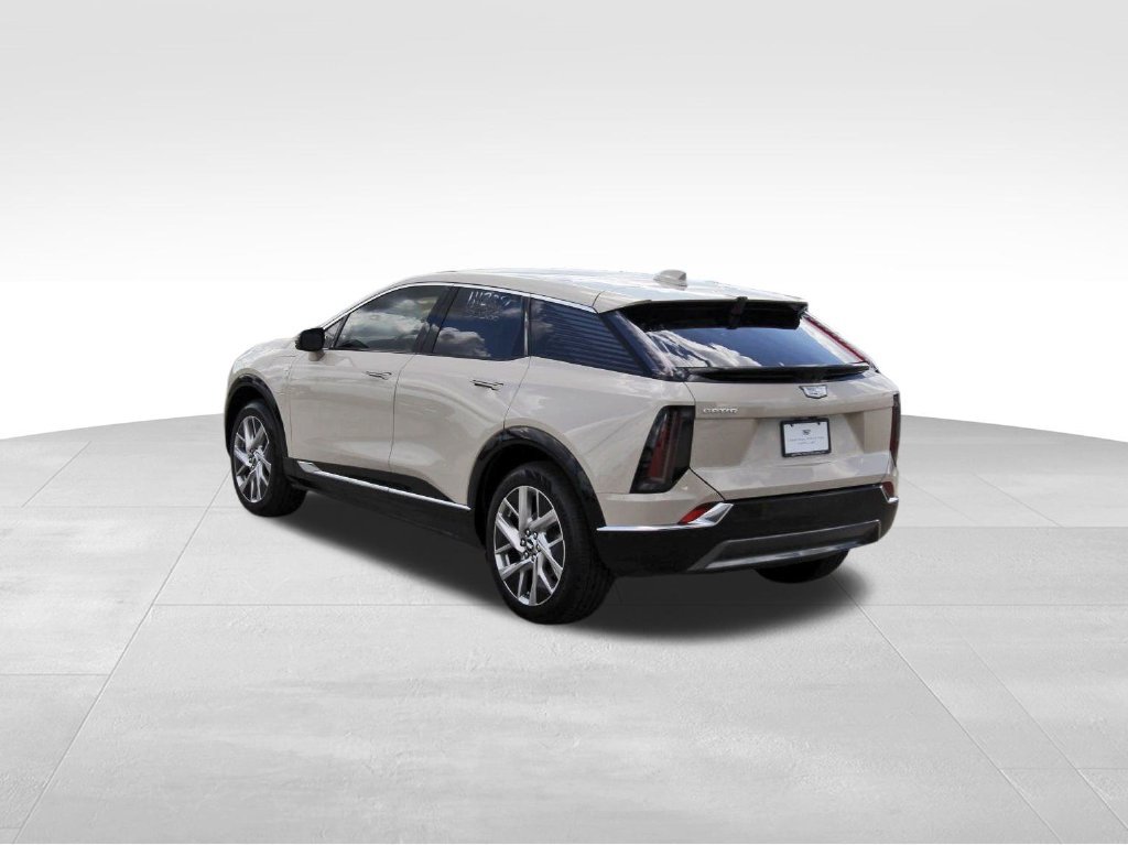 New 2027 Cadillac Optiq Luxury RWD image 3
