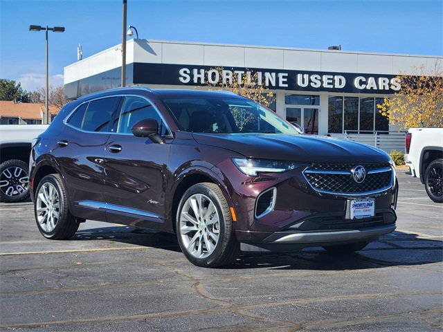 Used 2022 Buick Envision Avenir w/ Technology Package II image 2