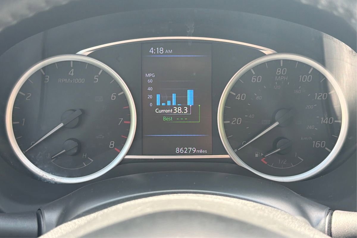 Used 2019 Nissan Sentra SV FWD image 32