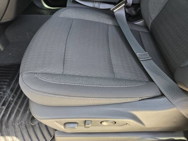 Used 2026 Chevrolet Silverado 1500 Custom w/ Turbomax Blackout Package RWD image 18