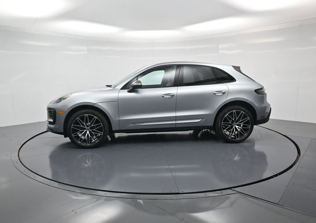 New 2026 Porsche Macan Turbo image 2