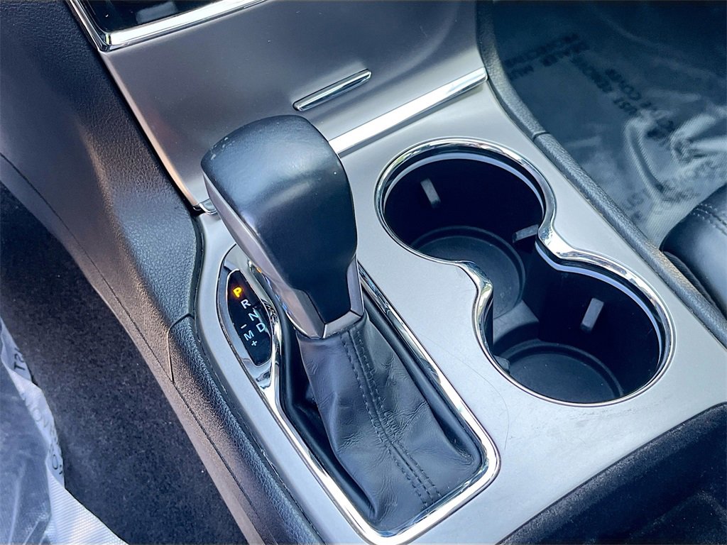 Used 2021 Jeep Grand Cherokee Laredo X image 17