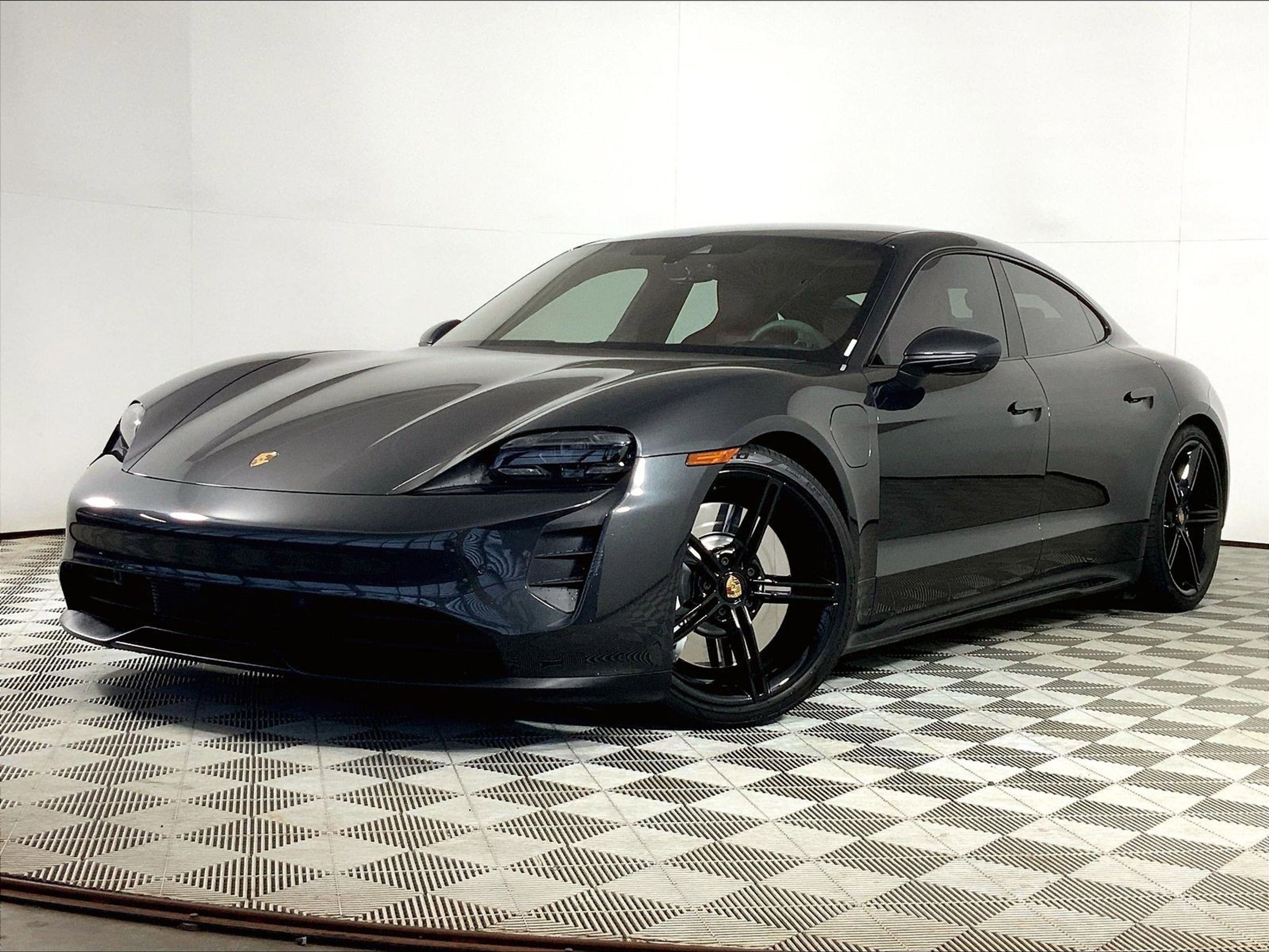 Used 2022 Porsche Taycan GTS