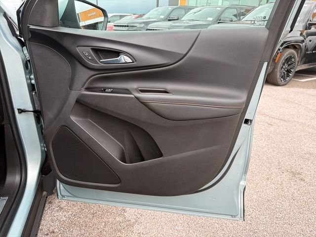 Used 2022 Chevrolet Equinox Premier AWD/4WD image 39