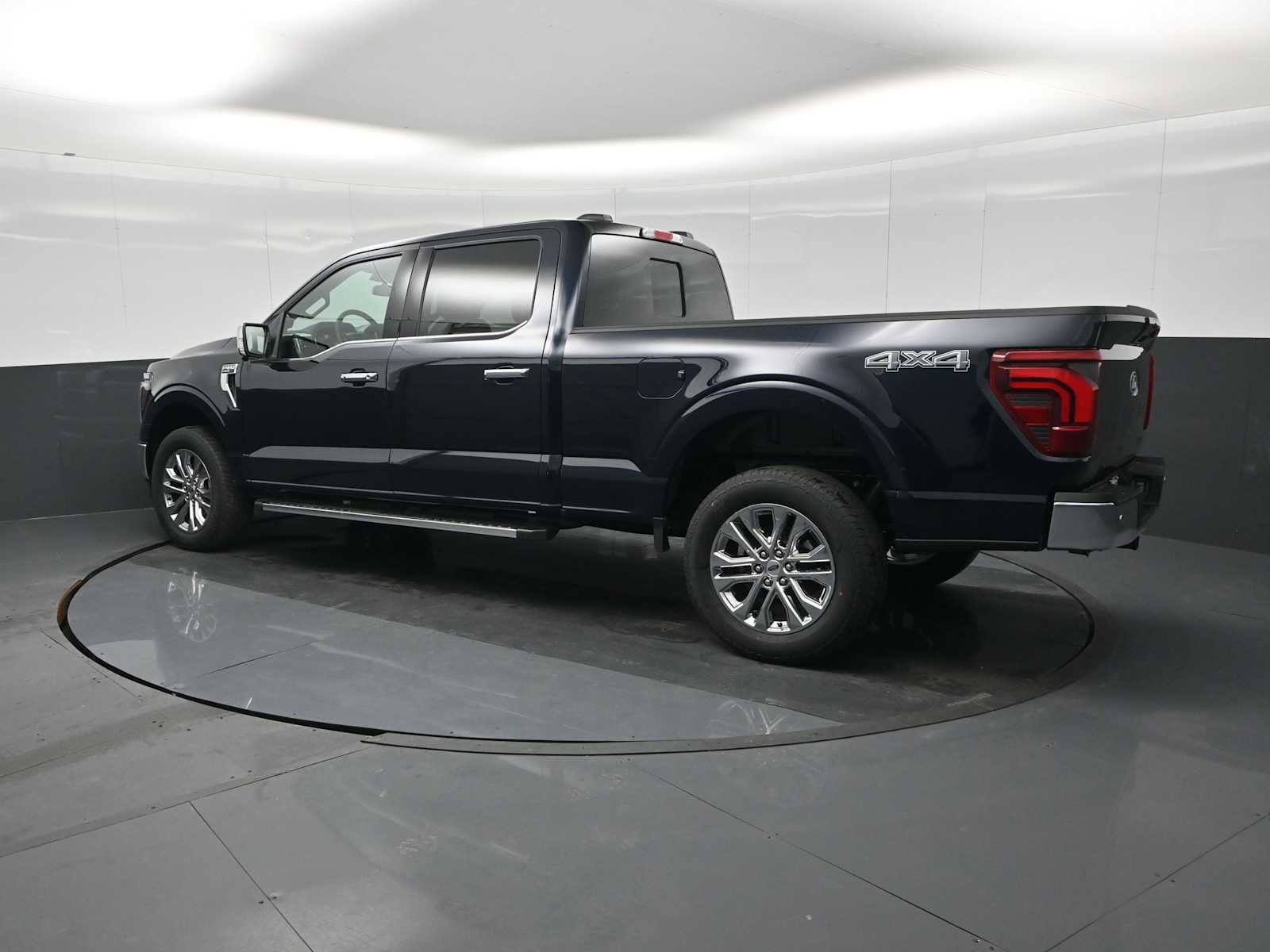New 2026 Ford F150 Lariat w/ Equipment Group 502A High image 6