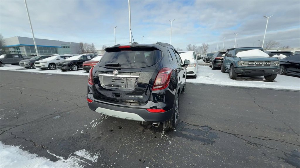 Used 2022 Buick Encore Preferred w/ Safety Package image 7