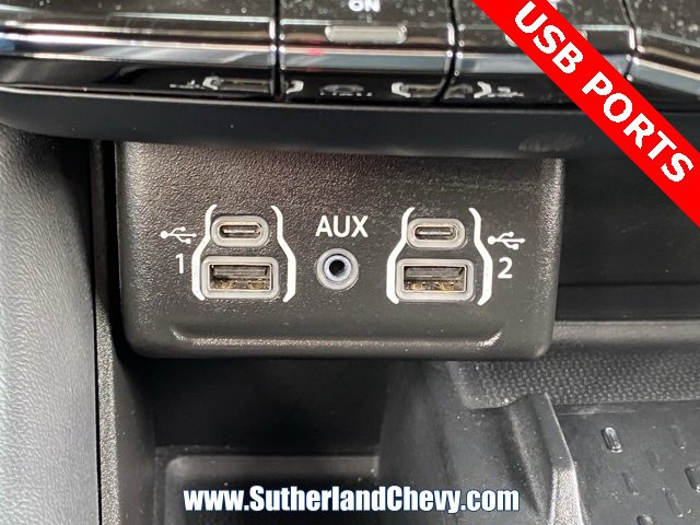 Used 2025 Dodge Durango R/T image 32