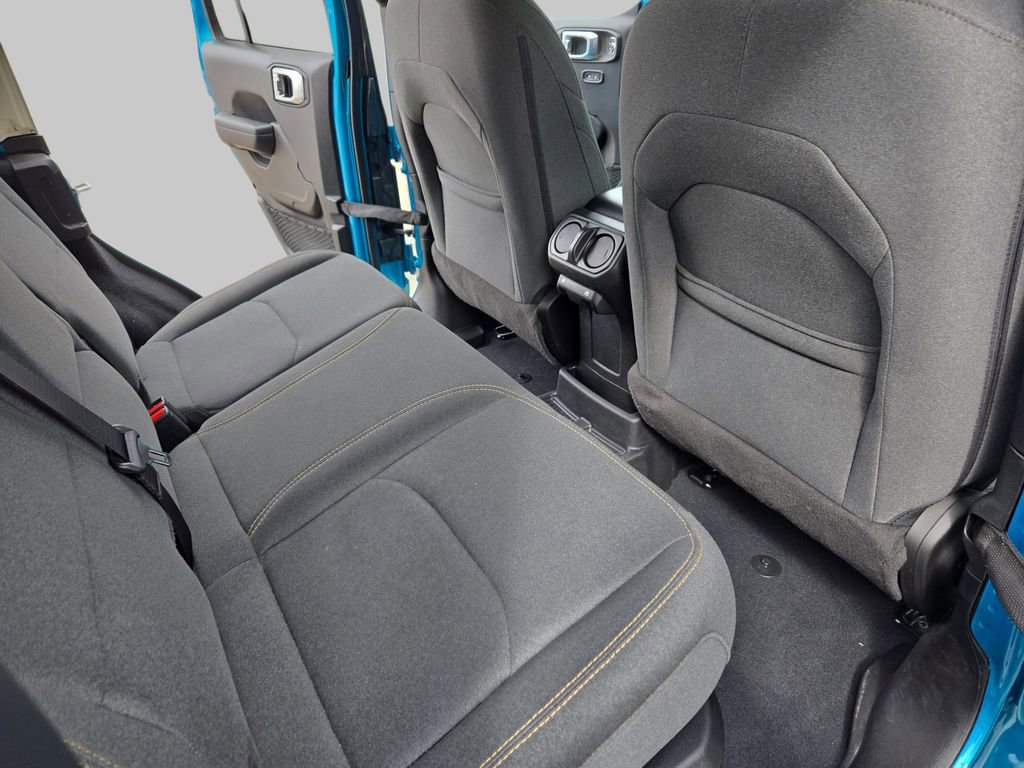 Used 2024 Jeep Wrangler Unlimited AWD/4WD image 13