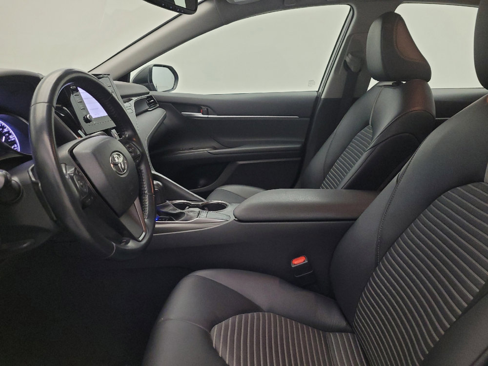 Used 2023 Toyota Camry SE image 17